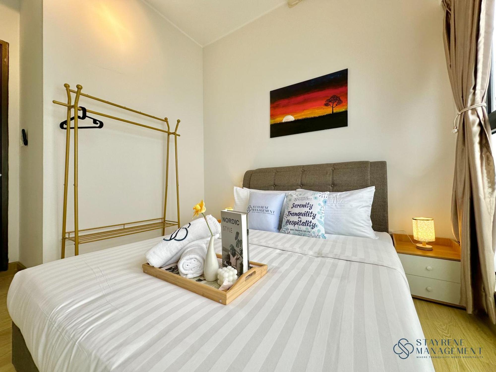 Country Garden Danga Bay Sunset View By Stayrene Apartemen *