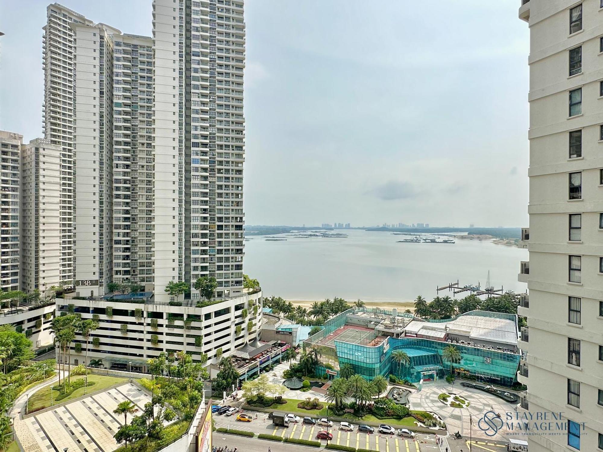 Apartemen Country Garden Danga Bay Sunset View By Stayrene Johor Bahru