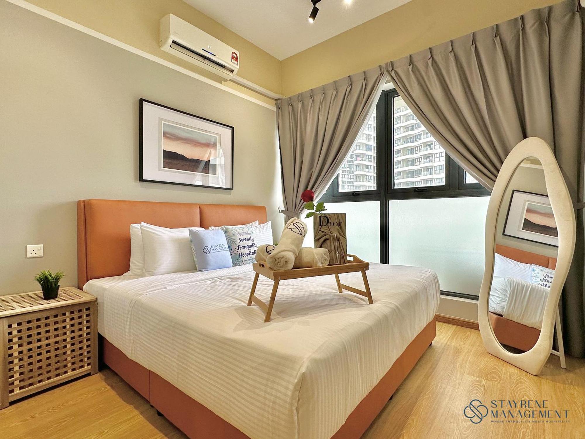 Country Garden Danga Bay Sunset View By Stayrene Apartemen *